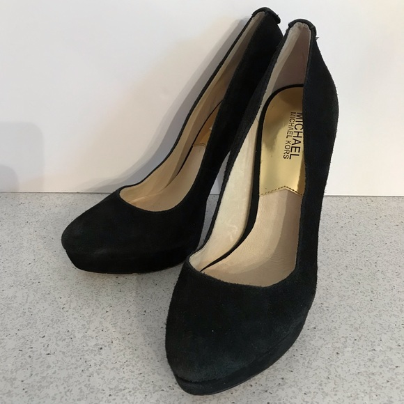 MICHAEL Michael Kors Shoes - Michael Kors size 9M black suede platform pumps